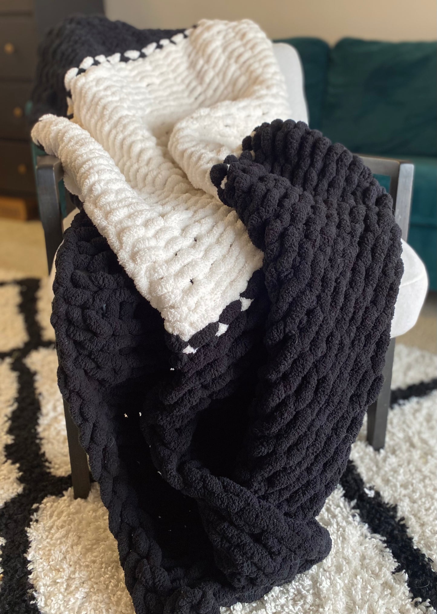 Classic Twin Handknit Blanket | Cozy Handmade Throw for Bed or Couch